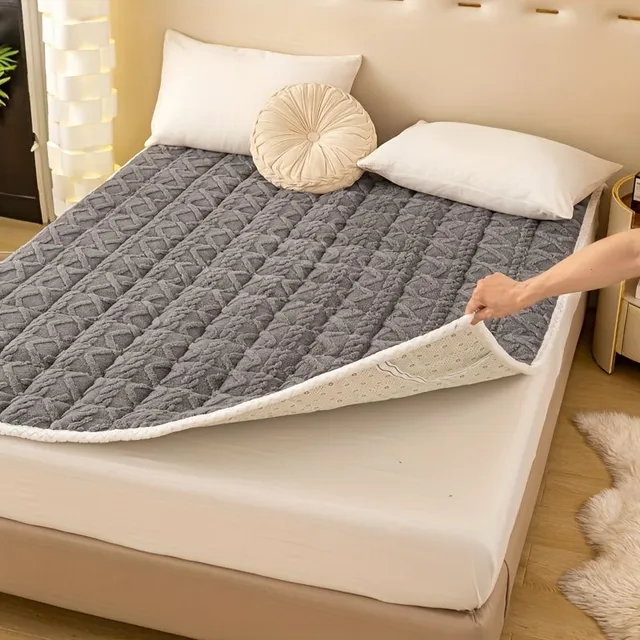 Jemný a priedušný matrac podložka - Mliečny fleece tenký s bavlnenou prackou