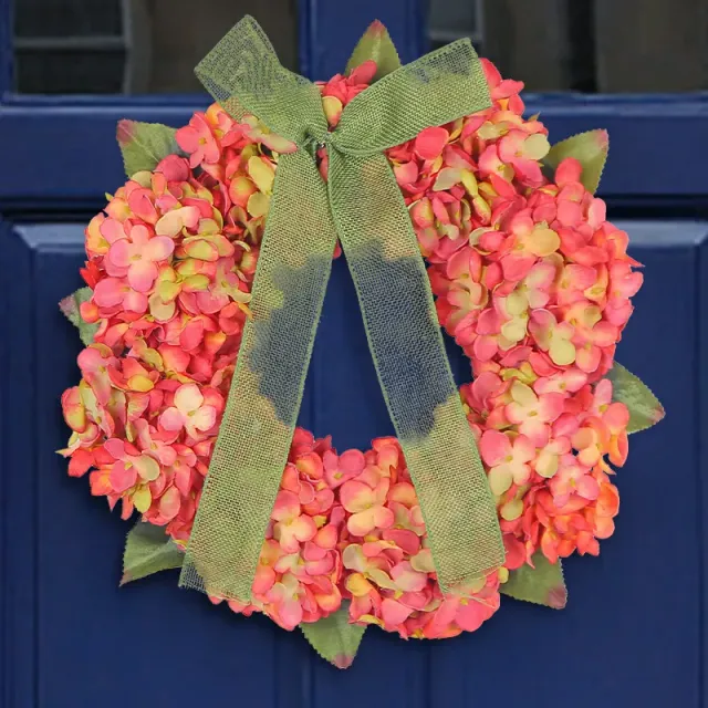 Autumn hydrangea wreath - classic door decoration