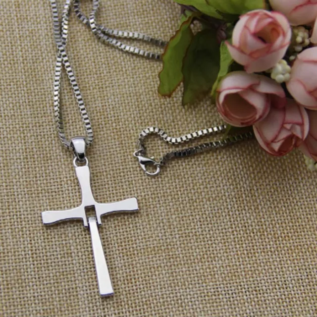 Luxury necklace with cross - The Fast and the Furious (Vin Diesel)