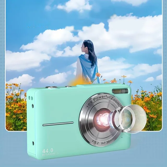 Mini digitálny fotoaparát pre študentov - 16x zoom, 2,4" displej, 32GB karta zdarma
