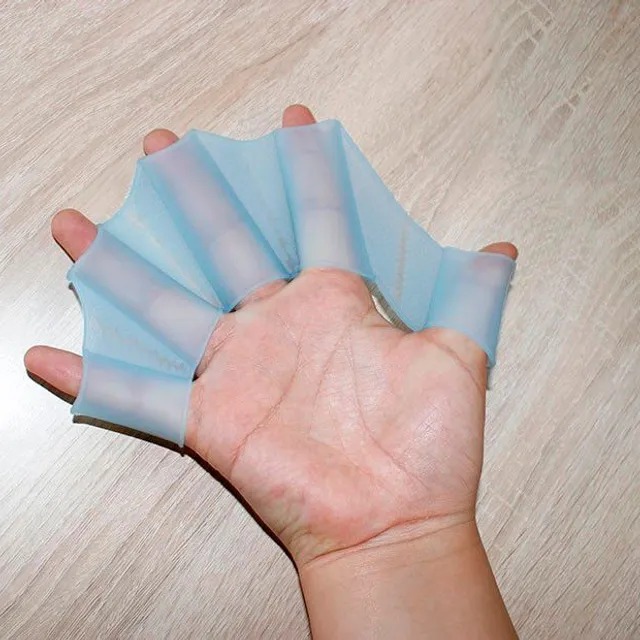 Silicone fins between fingers