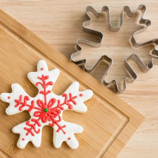 Snowflake cookie cutter