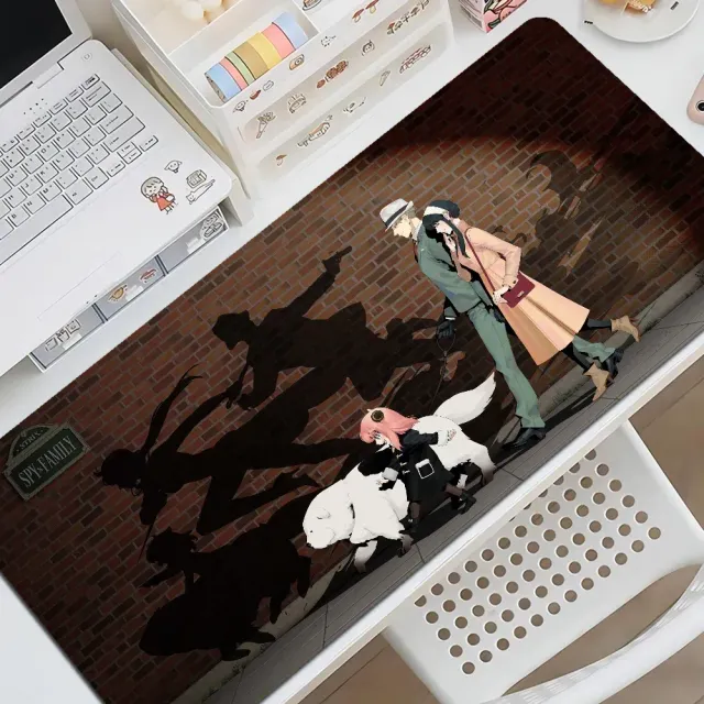 Mouse pad cu motivele personajelor preferate din anime-ul Spy X Family