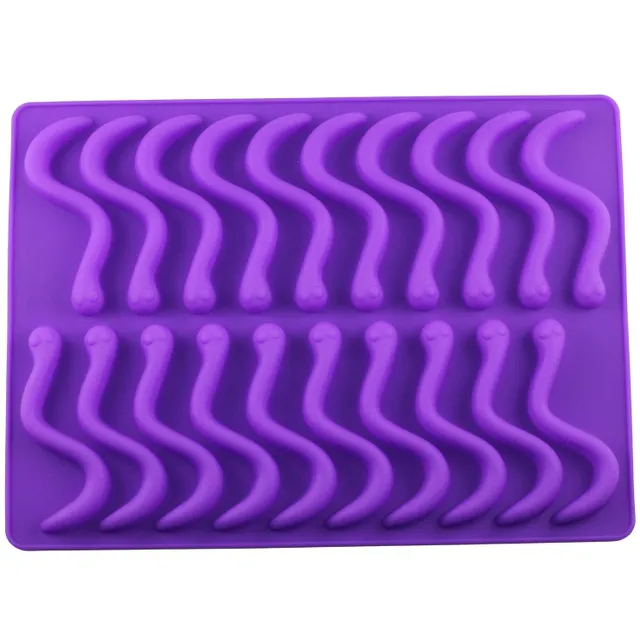 Formă de silicon pentru gume de râme
