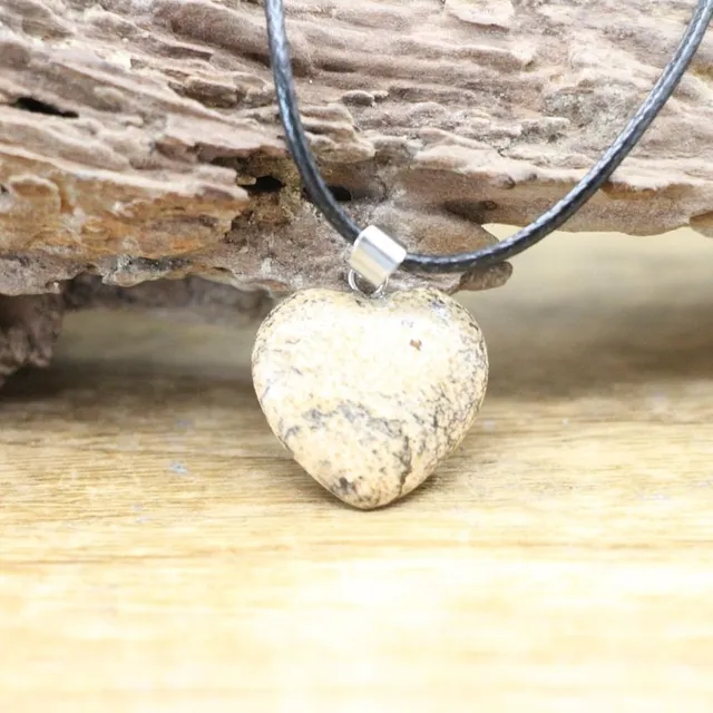 Beautiful necklace with heart-shaped pendant made of mineral with healing effects of Orcha