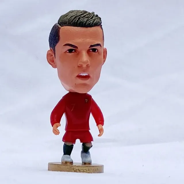 Figurine ale diferitelor staruri de fotbal