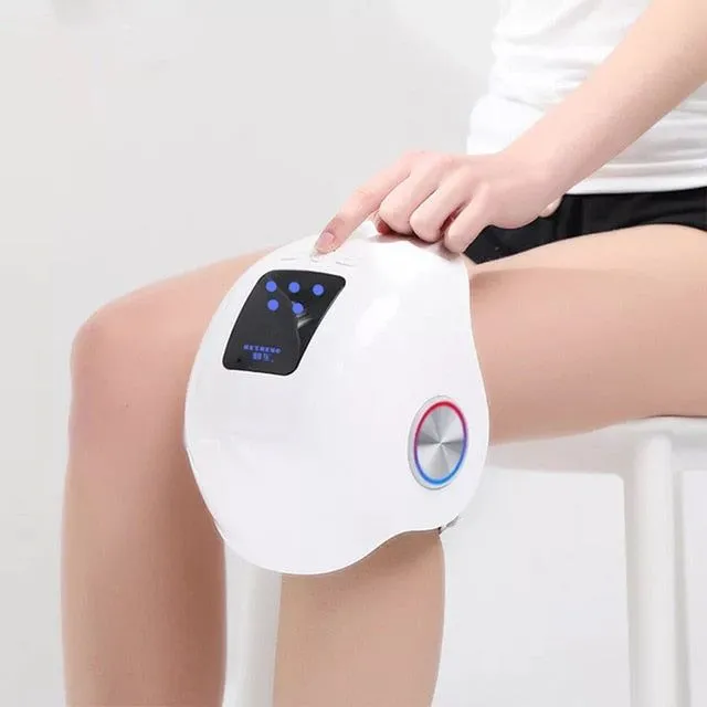Laserom vyhrievaný masážny prístroj na kolená