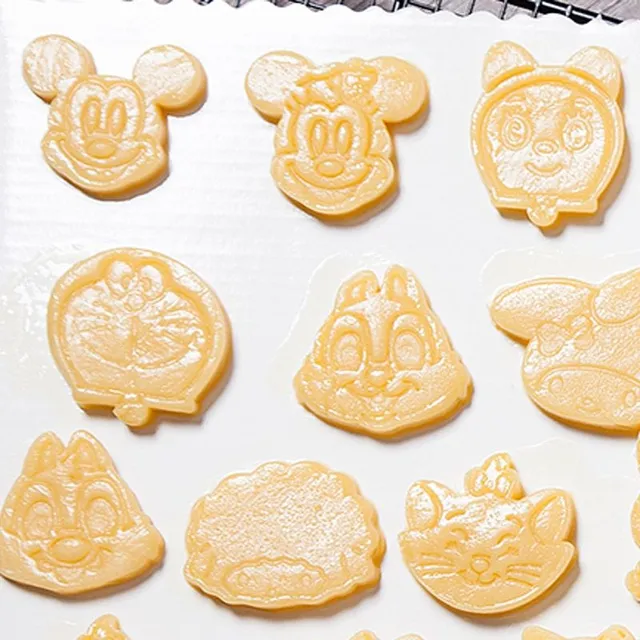 Animal-shaped cookie cutters 2 pcs