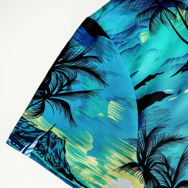 Men's Hawaiian shirt with tropical printing