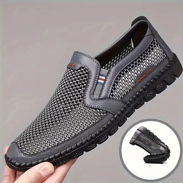 Light and breathable shoes for men - ideal for hiking, fishing and everyday wearing