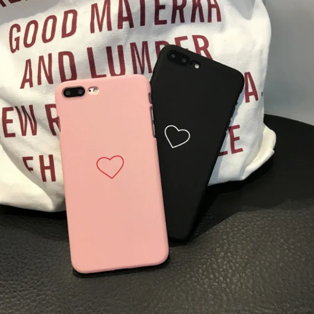 Husă mată colorată cu inimă pentru iPhone 7, 8 plus