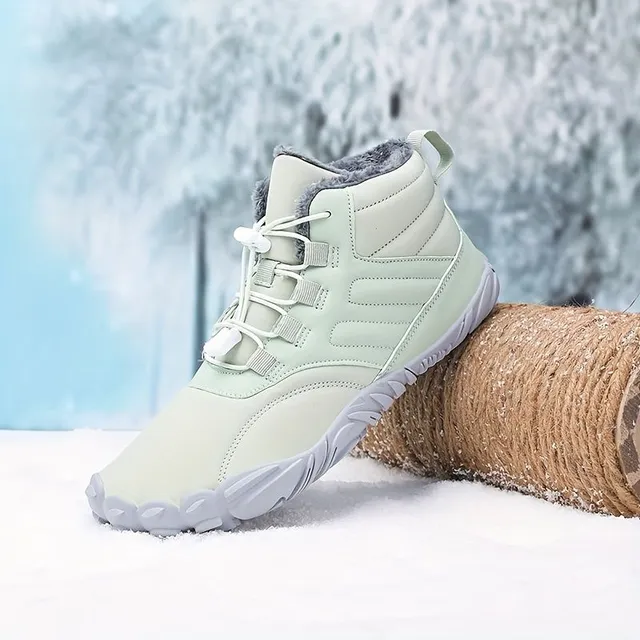 Warm, insulated winter boots for women with non-slip sole