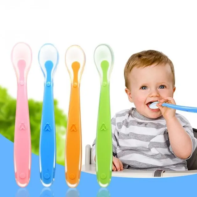 Cuillère en silicone pour bébés