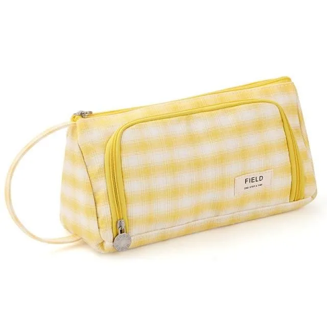 Coloured pencil case lemon-yellow-field