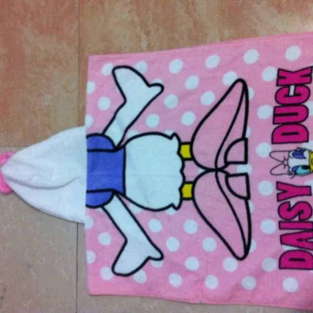 Children's beach towel with cartoon character prints and hood