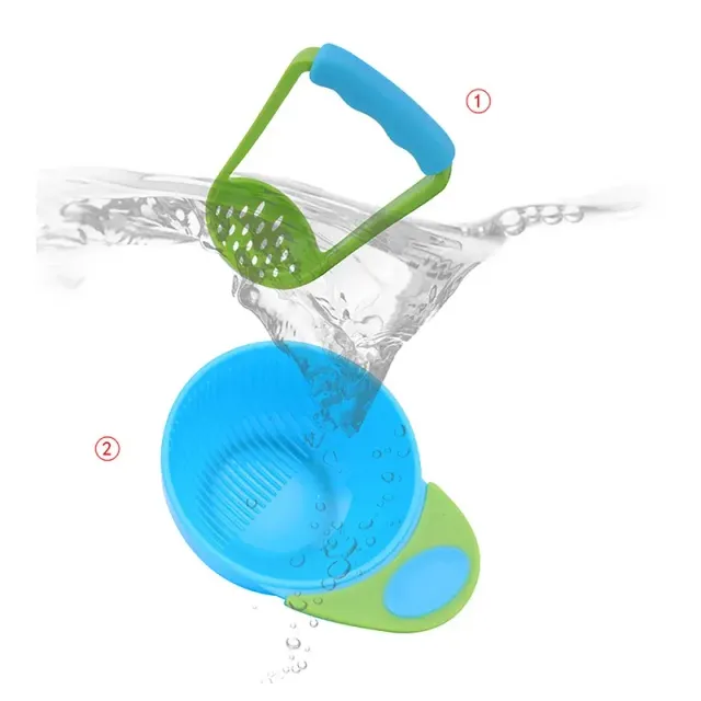 Child food grinder with manual control and handle