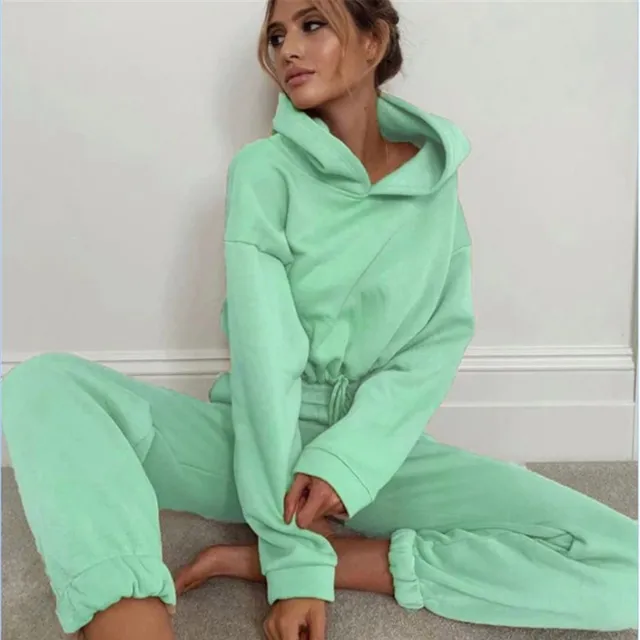 Women's tracksuit