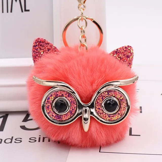 Owl pendant for handbag with fur