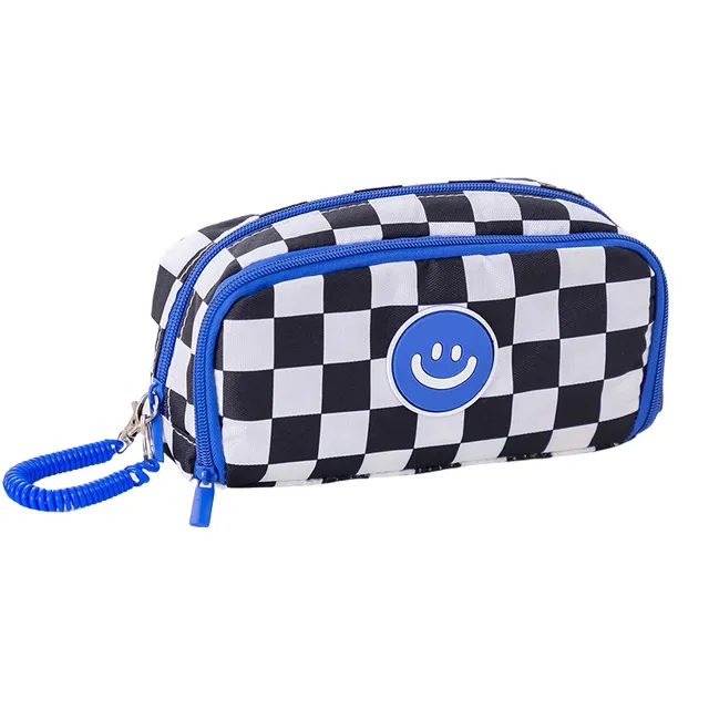 Pencil case cu carouri P3586