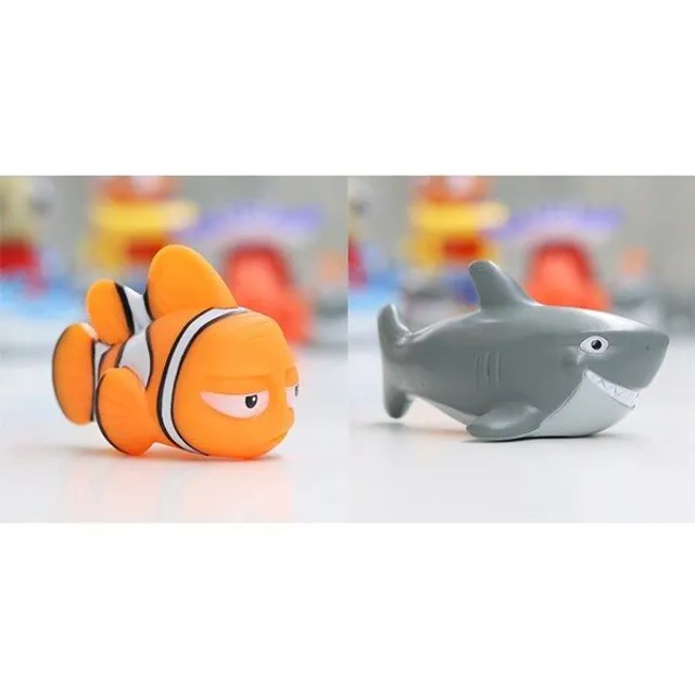 Children's toys for water 2 pcs