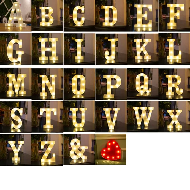 Lettere decorative illuminate