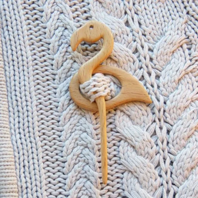 Stylish wooden brooch suitable for sweaters - several different versions of Kelechi