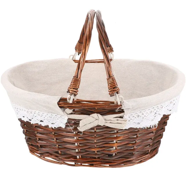 Woven basket for picnic with handle for storage, suitable for serving desserts and snacks