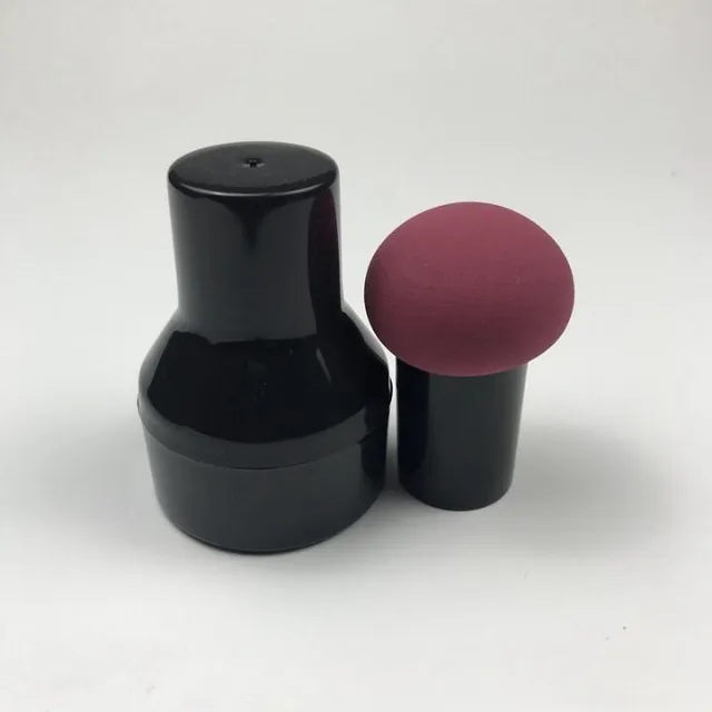 Makeup sponge with practical grip and storage cover - more color variants