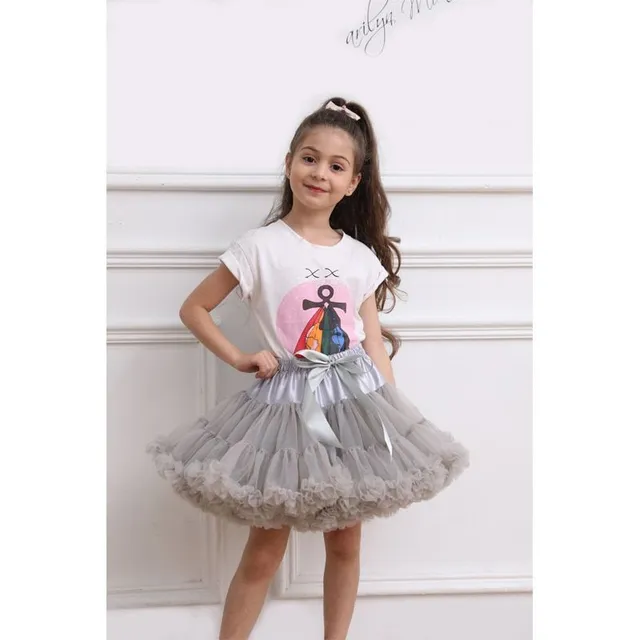 Stylish girls' voluminous tulle tutu skirt with satin bow at the waist - several colour options Pascual