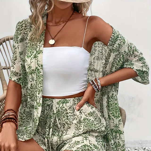 Elegant two-piece set - floral printing, shirt with buttons and shorts