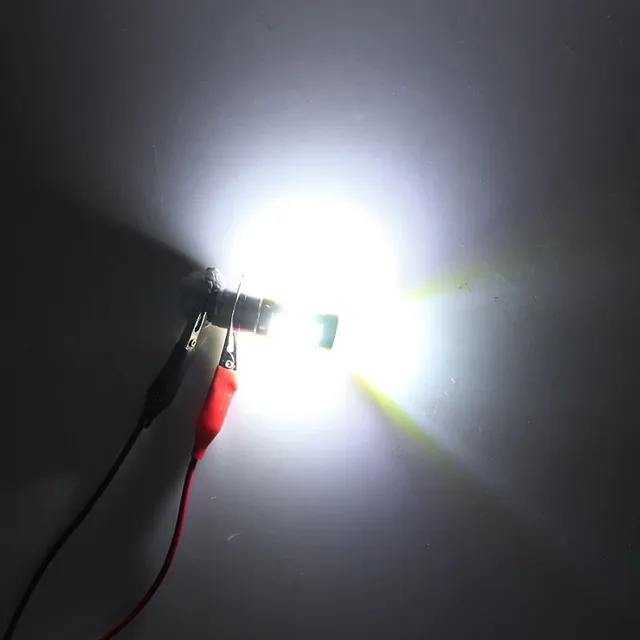 LED žárovka pro motocykl H6M P15D