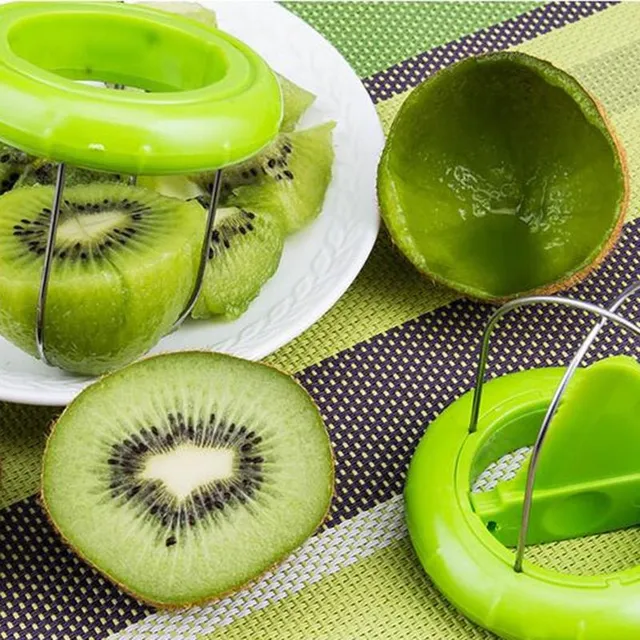 Kitchen practical slicer for kiwi lovers