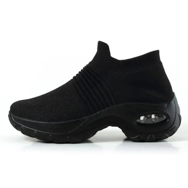 Women's orthopedic sneakers on the platform