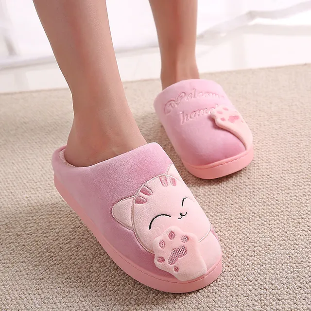 Chaussons d'intérieur pour femme avec un chat