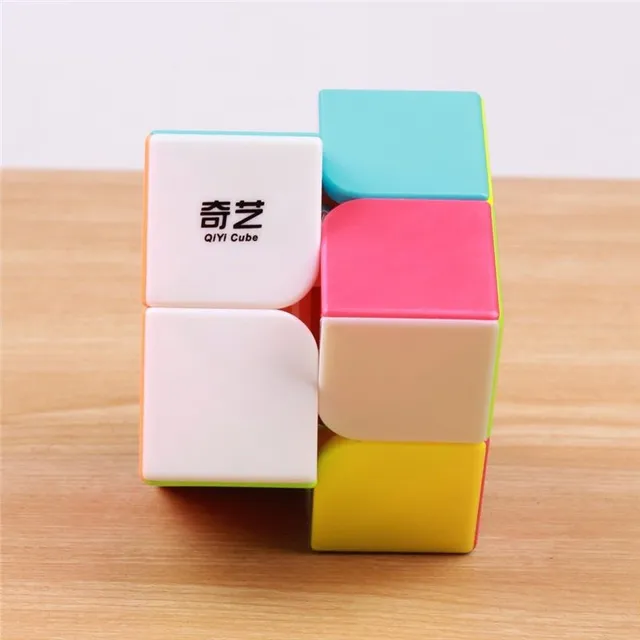 Folding color cube