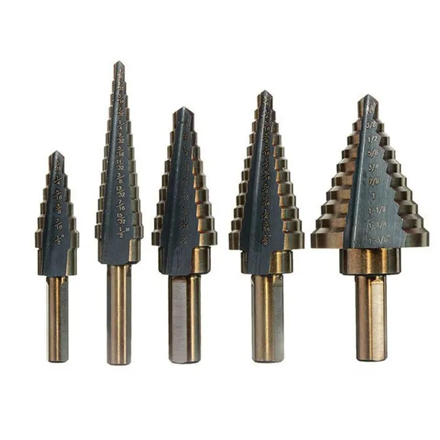 Set of drills with gradual openings and surface treatment of cobalt