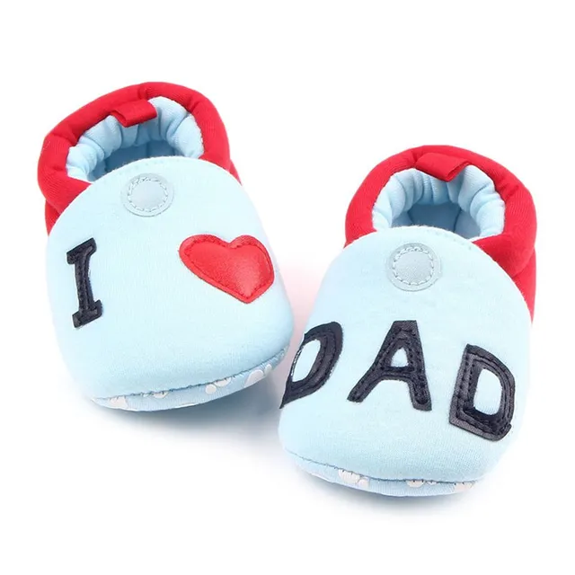 Botine drăguțe pentru nou-născuți - I love Mom / Dad