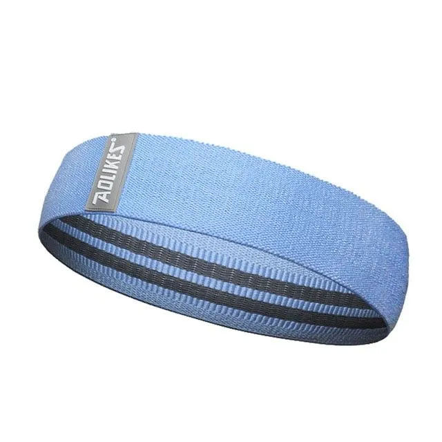 Guma fitness na plecach i udach m light-blue