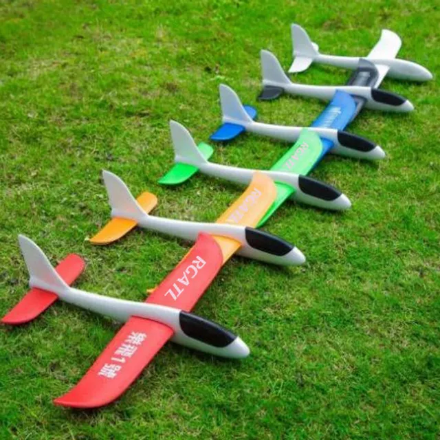 Hračkárske lietadlo pre deti