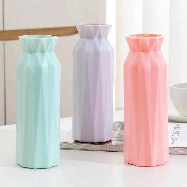 Design plastic tall vase Will