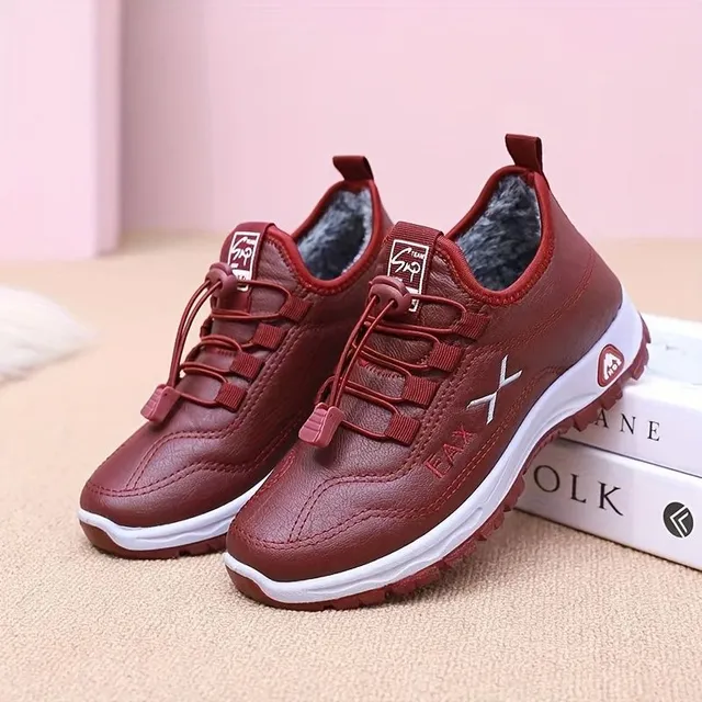 Women's winter stylish sneakers with waterproof and anti-slip sole, heated and made of high-quality artificial leather for outdoor activities