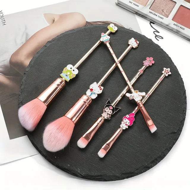 Set of Cute Brushes Na Líčení - Cartoon Decoration of Ply Brushes On Face