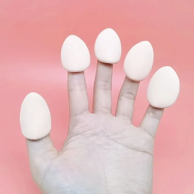 Practical mini sponge for finger to prevent the corrector around the eyes - more variants