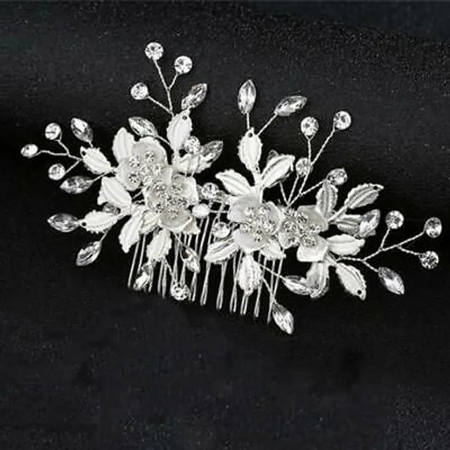 Wedding hair clip for bride or bridesmaid with flowers