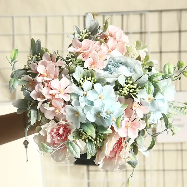 Decorative artificial flower