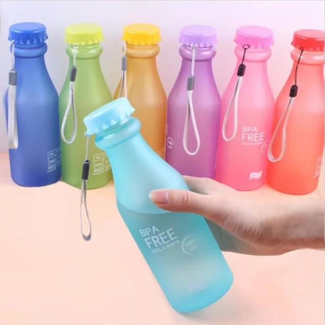 Sticlă practică de apă cu mâner - 8 culori