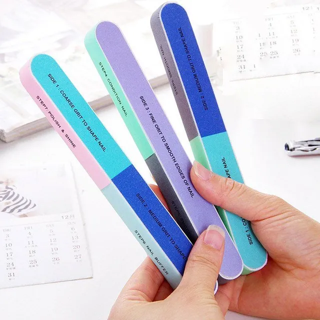 Nail file with different rudeness