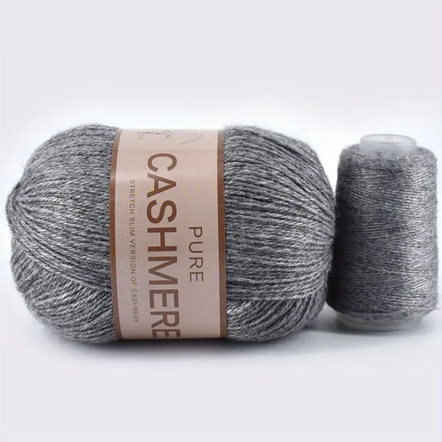 Beautiful 98% cashmere yarn for hand knitting and crochet - soft and suitable for machines - ball for scarves, sweaters and more