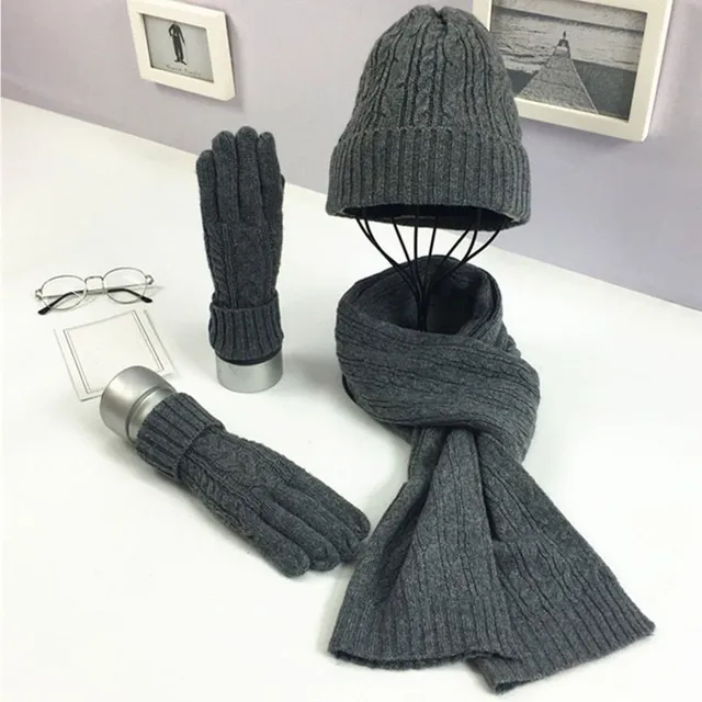 Women's winter hat and scarf set with gloves