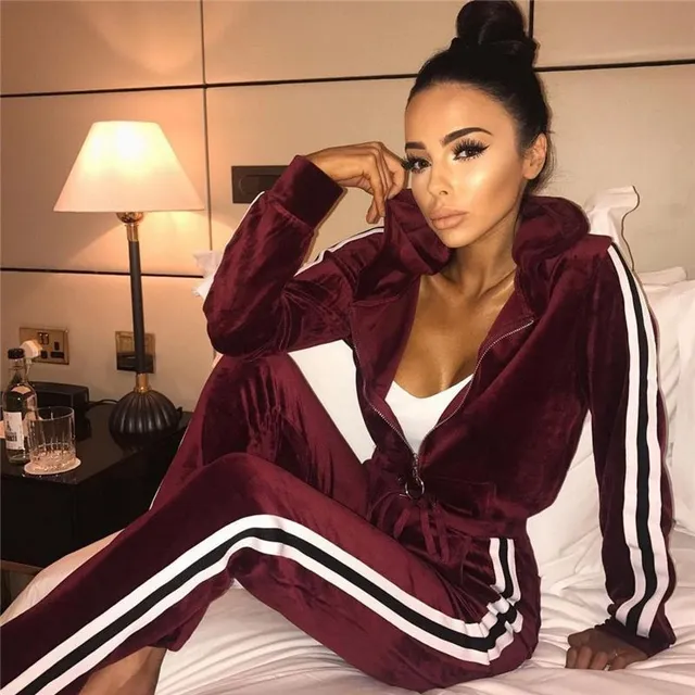 Ladies suede tracksuit Alma